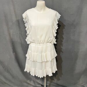 Chic White Ruffle Mini Dress